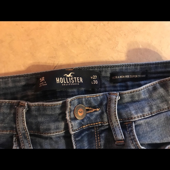 Size 5R Hollister high rise skinny jeans. - Picture 2 of 2